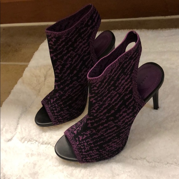 Zara Shoes - Zara Knit Peep Toe Heels Zara Shoes - Zara Knit Peep Toe Heels